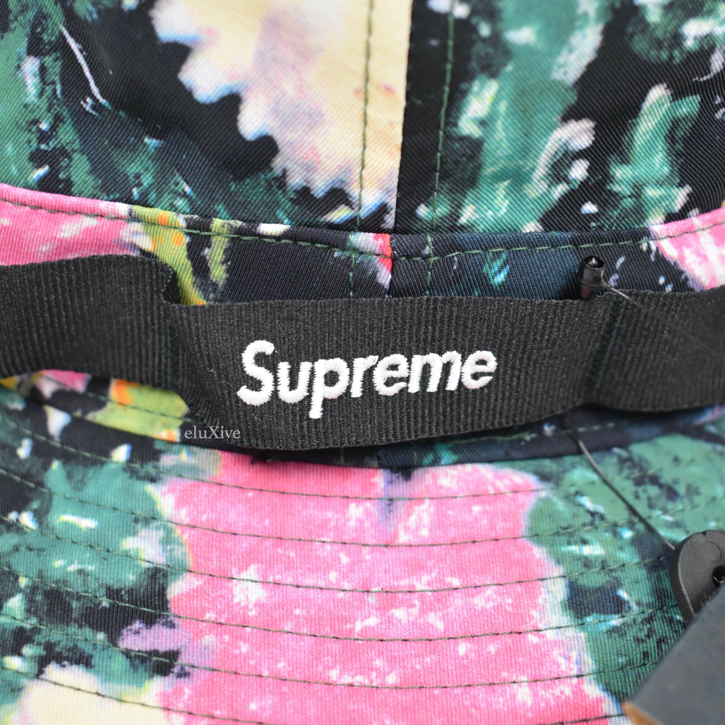 Supreme x The North Face - Flowers Print Bucket Hat