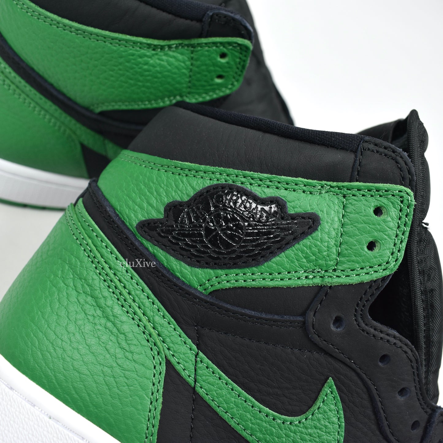 Nike - Air Jordan 1 Retro High OG Pine Green