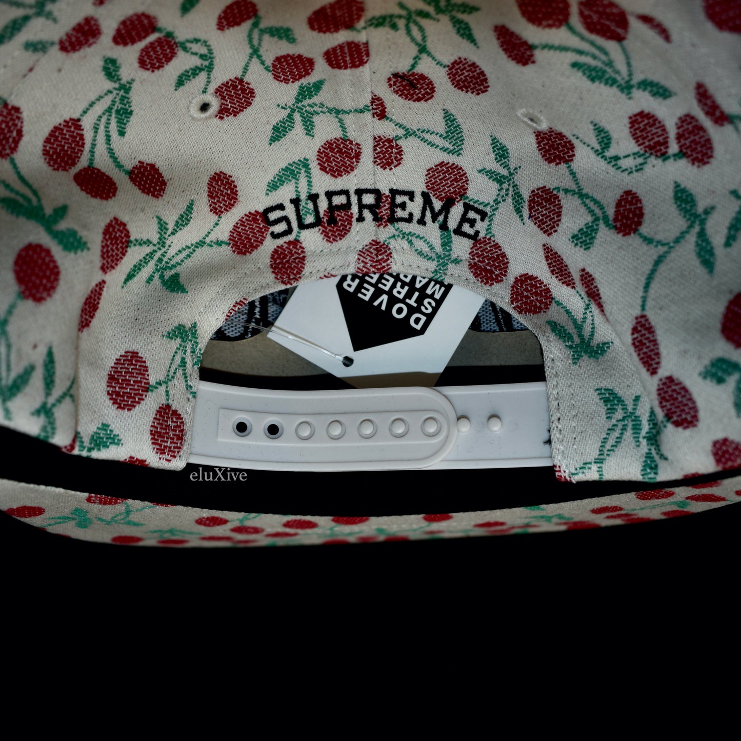 Supreme - Cherries Woven Snapback Hat (Natural)