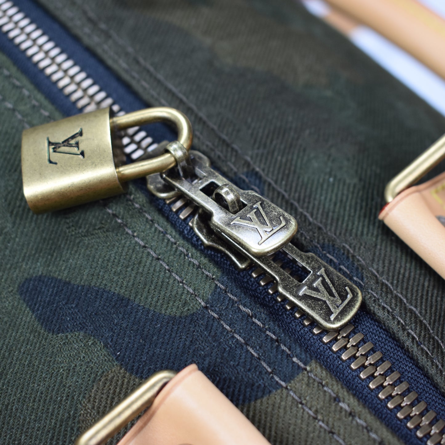 Louis Vuitton x Supreme - Monogram Camo Keepall 45