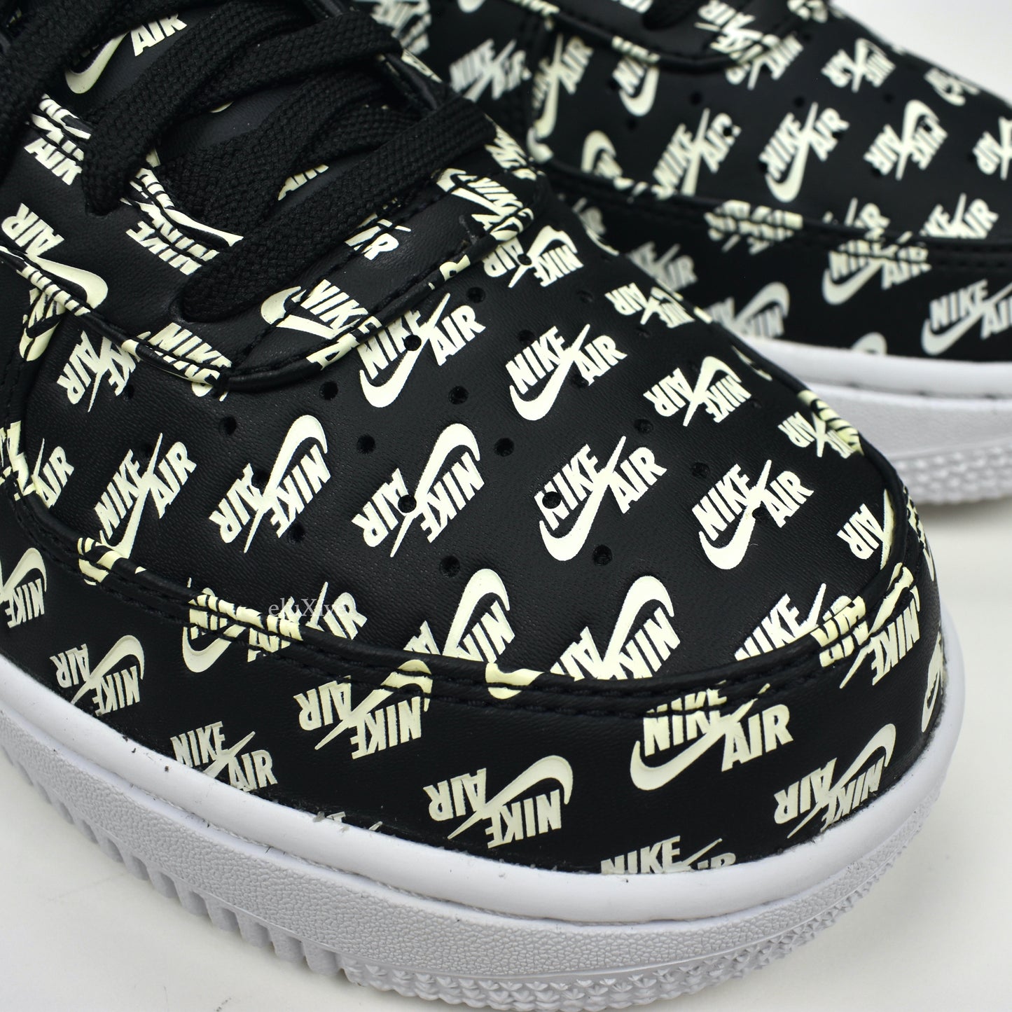 Nike - Air Force 1 '07 QS Allover Logo Print (Black)