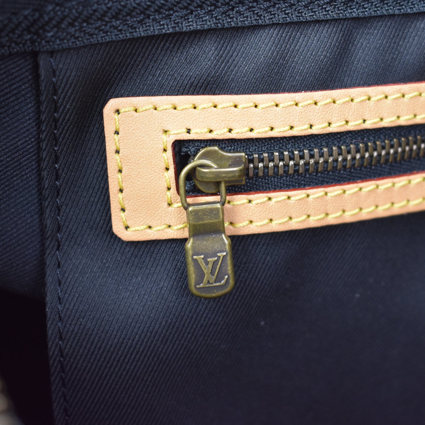Louis Vuitton x Supreme - Monogram Camo Keepall 45
