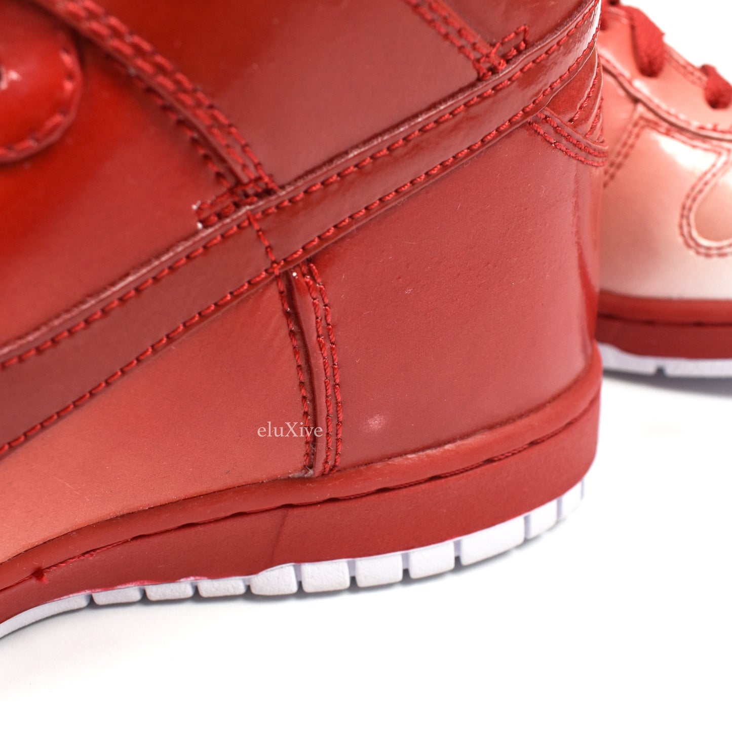 Nike - Dunk High Supreme Spark 'Destroyers' (Red)