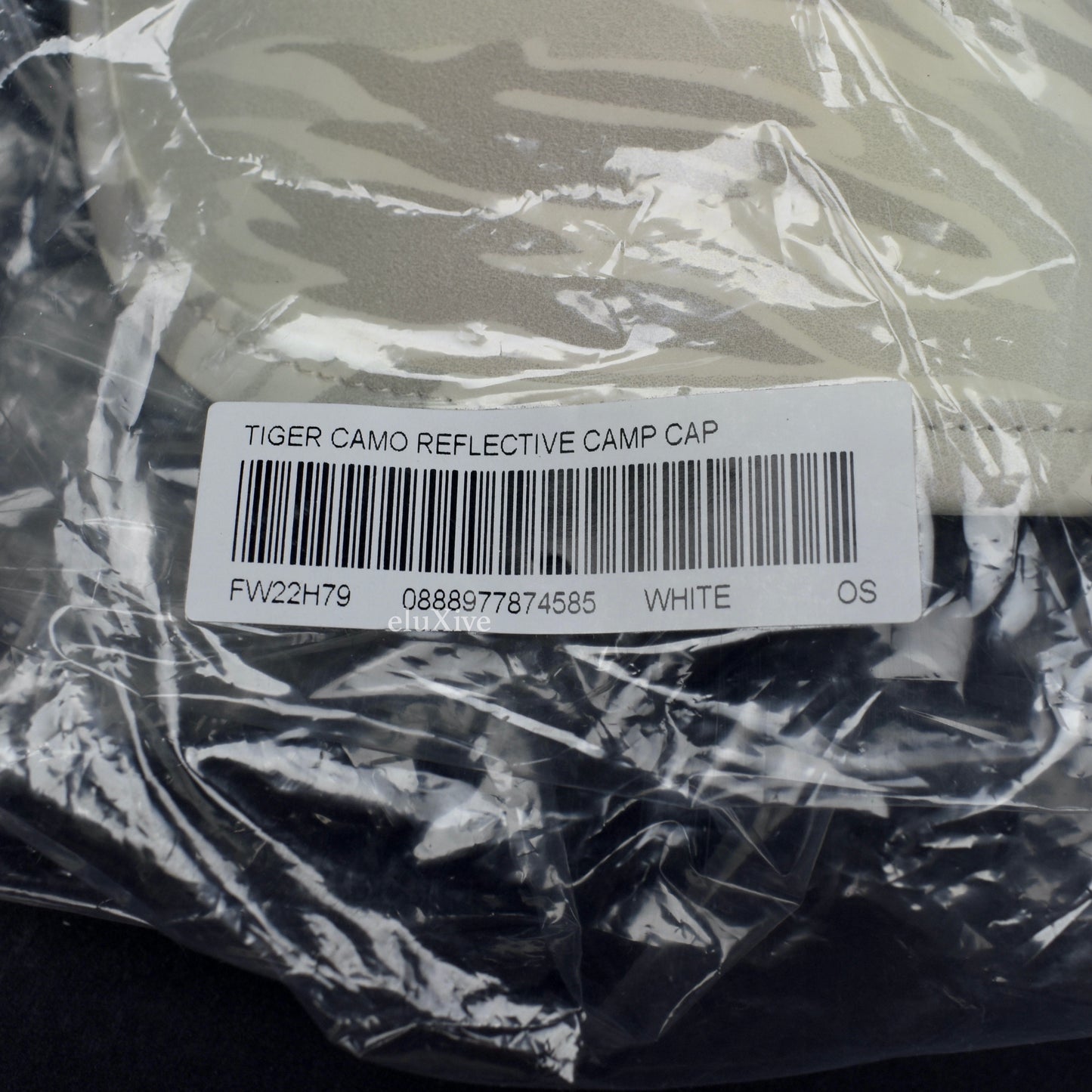 Supreme - Tiger Camo Reflective Box Logo Hat (White)