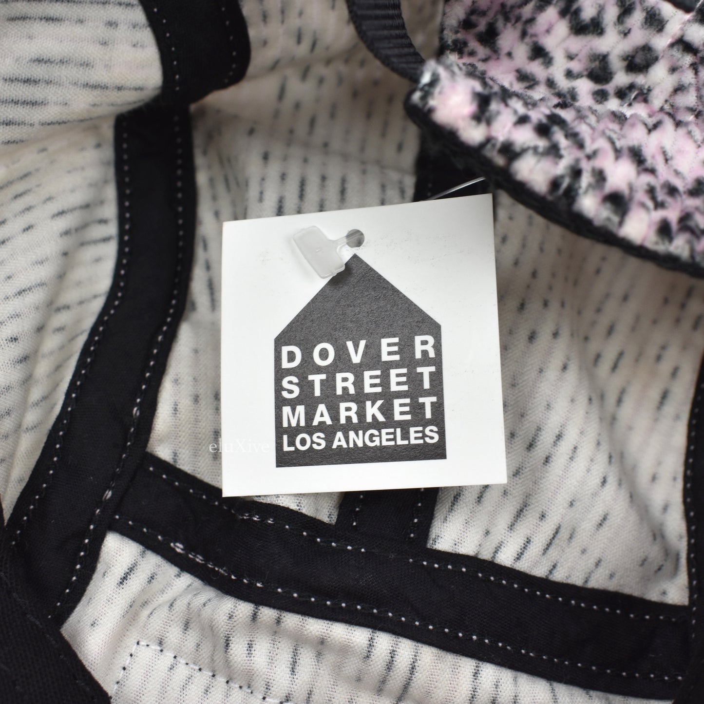 Supreme - Box Logo Snakeskin Corduroy Hat (Pink)