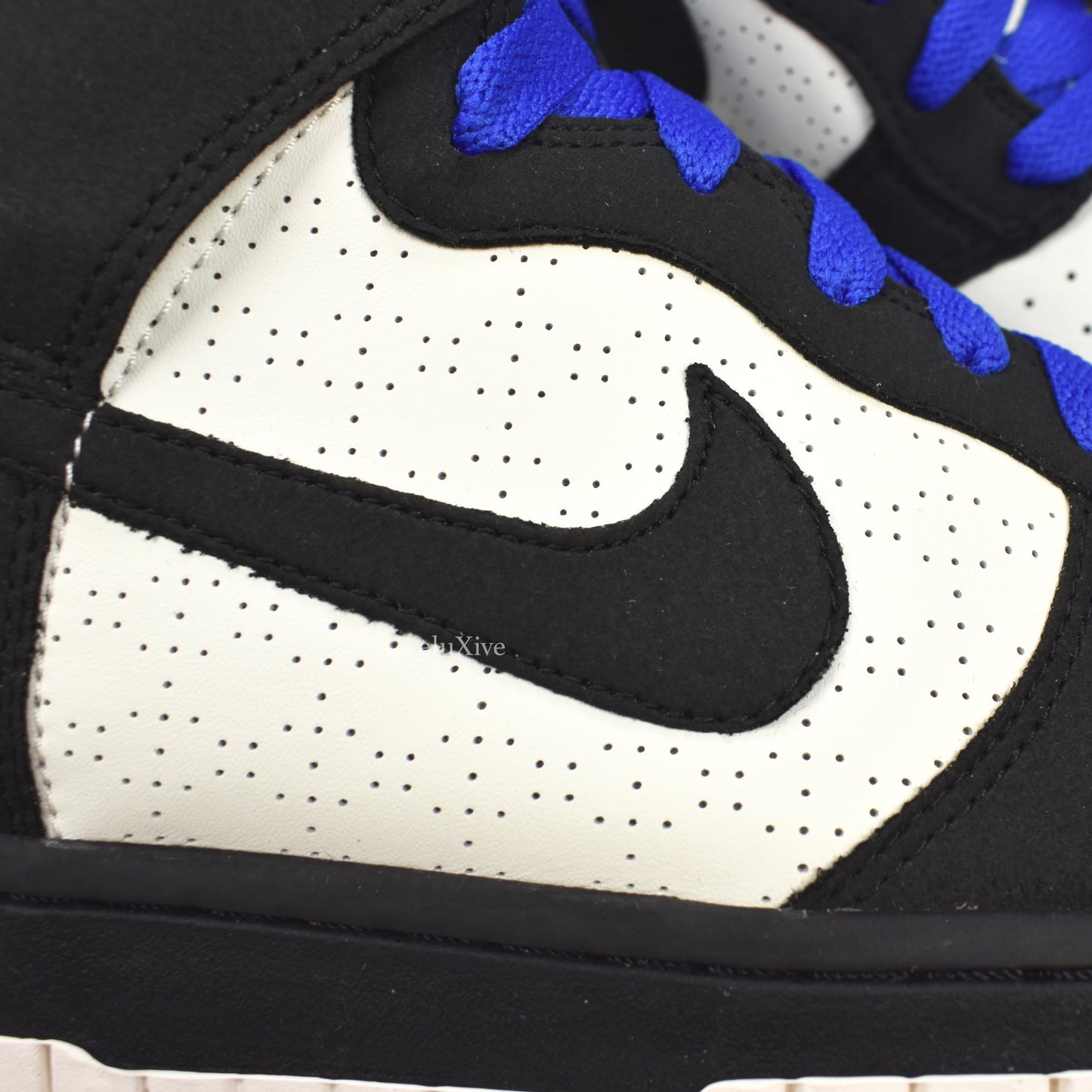 Nike - 2009 Dunk High 'Panda' (Black/White)
