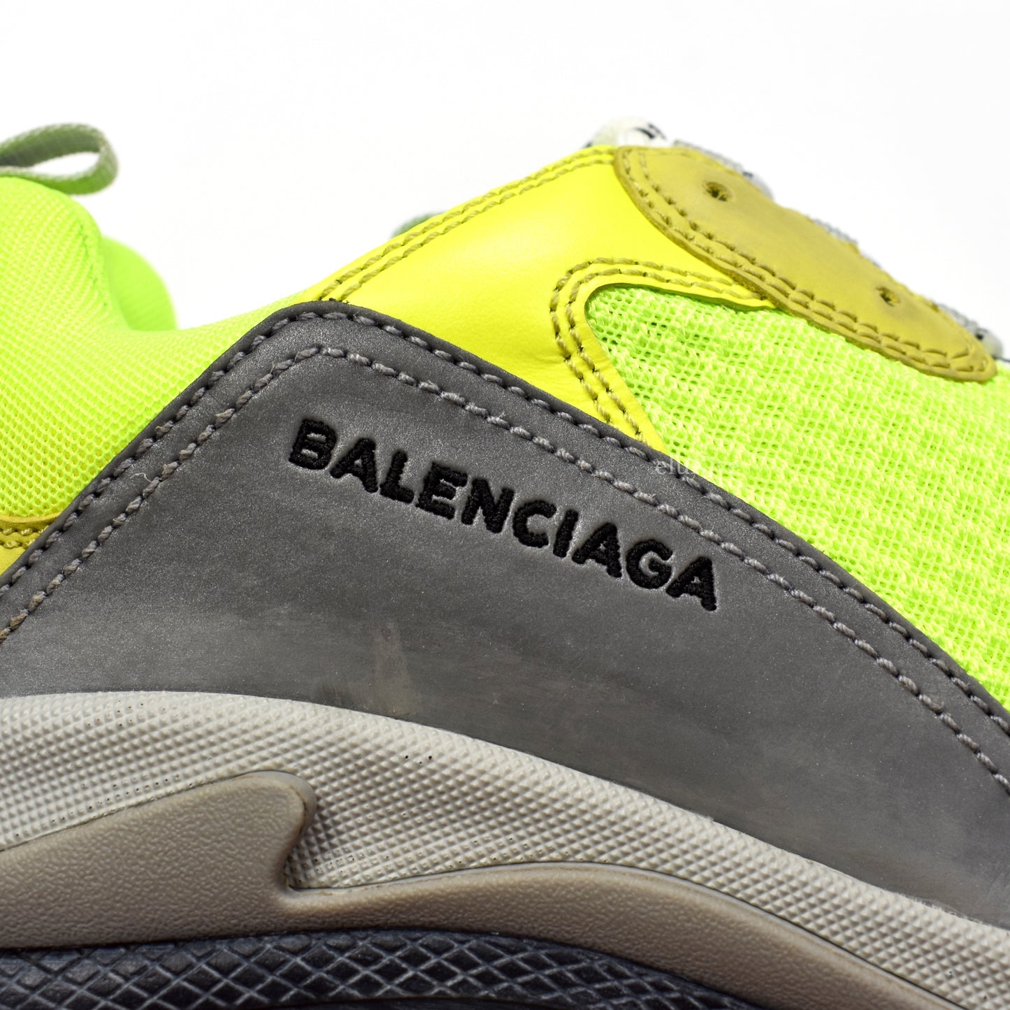 Balenciaga - Triple S Trainer (Neon)