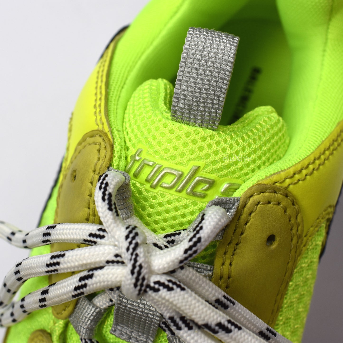 Balenciaga - Triple S Trainer (Neon)