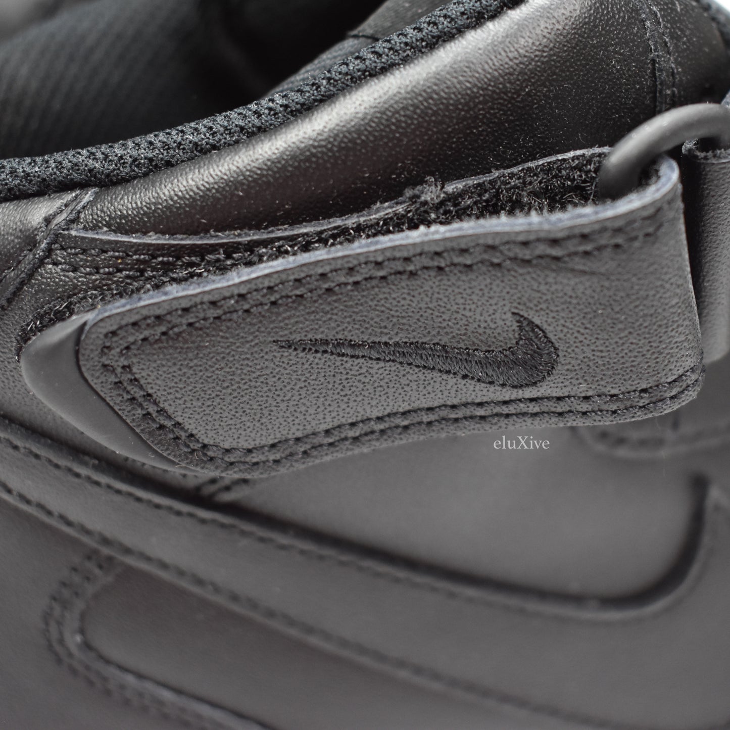 Comme des Garcons x Nike - Air Force 1 Mid 'Dino'