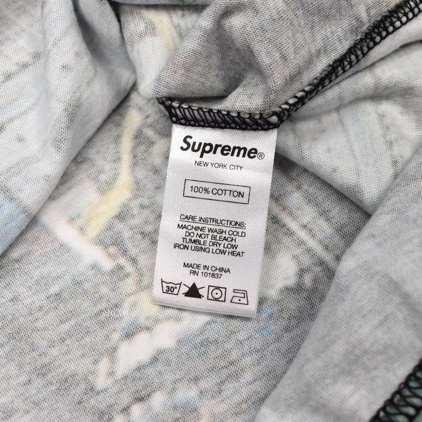 Supreme - Hardware Store Logo T-Shirt