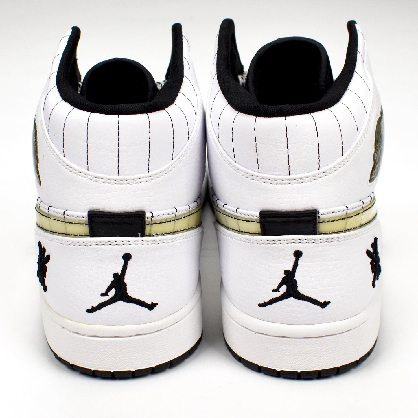 Nike - Air Jordan 1 'Opening Day 2008' (White)