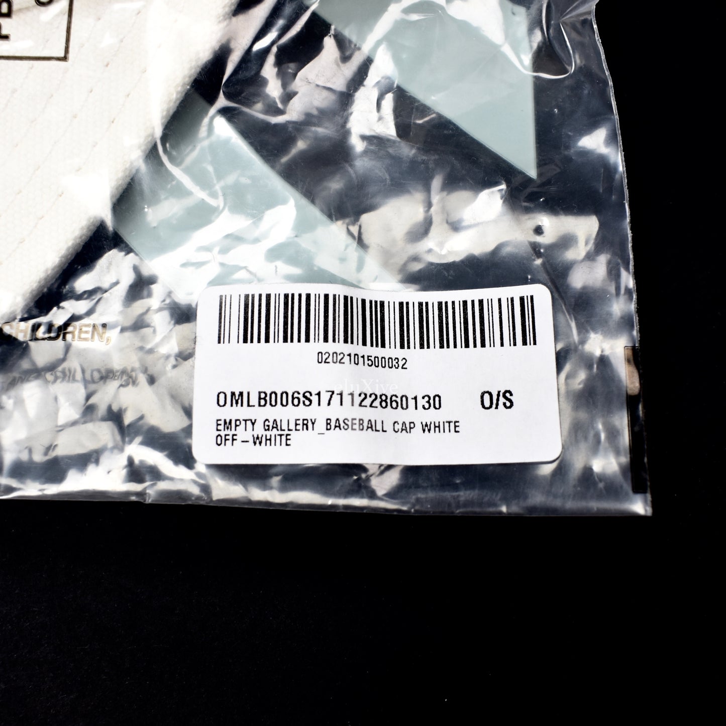 Off-White - EMPTY GALLERY Velvet Logo Hat