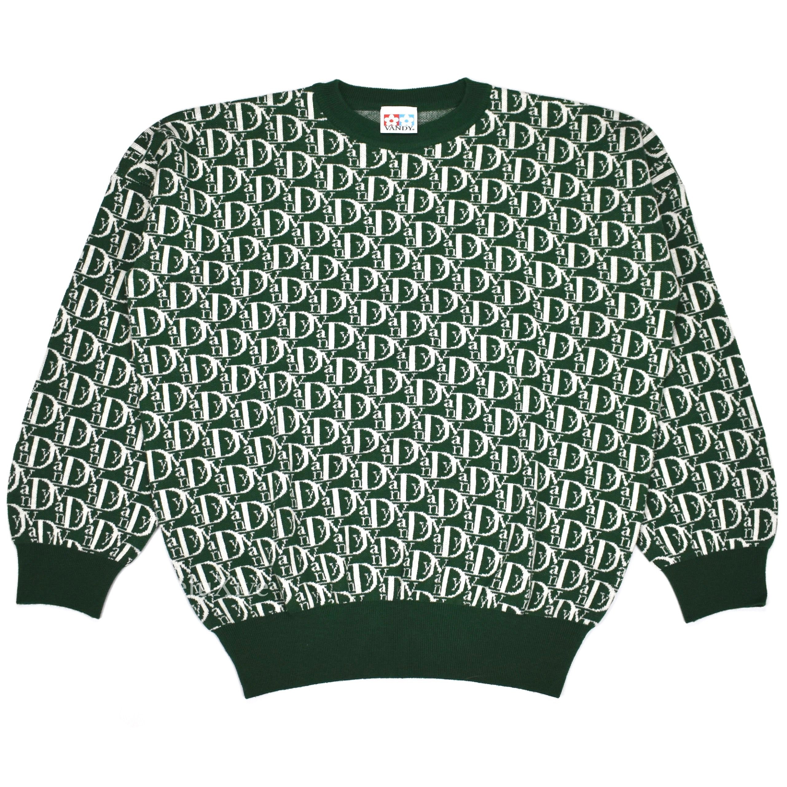 Vandy The Pink - Green 'Vior' Monogram Knit Sweater – eluXive