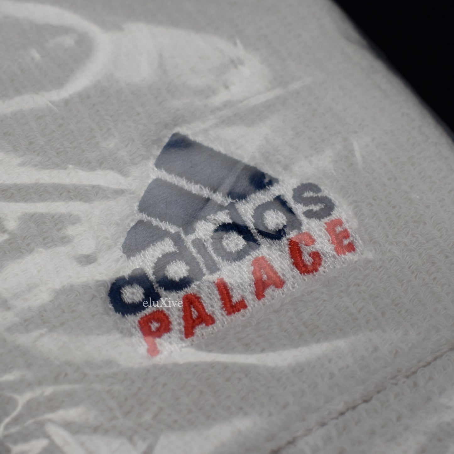 Palace x Adidas - White Logo Embroidered Tennis Wristbands