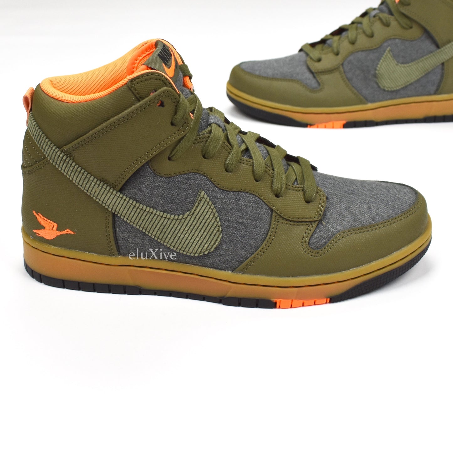 Nike - Dunk High CMFT PRM 'Swoosh Sporting Club' (Olive)
