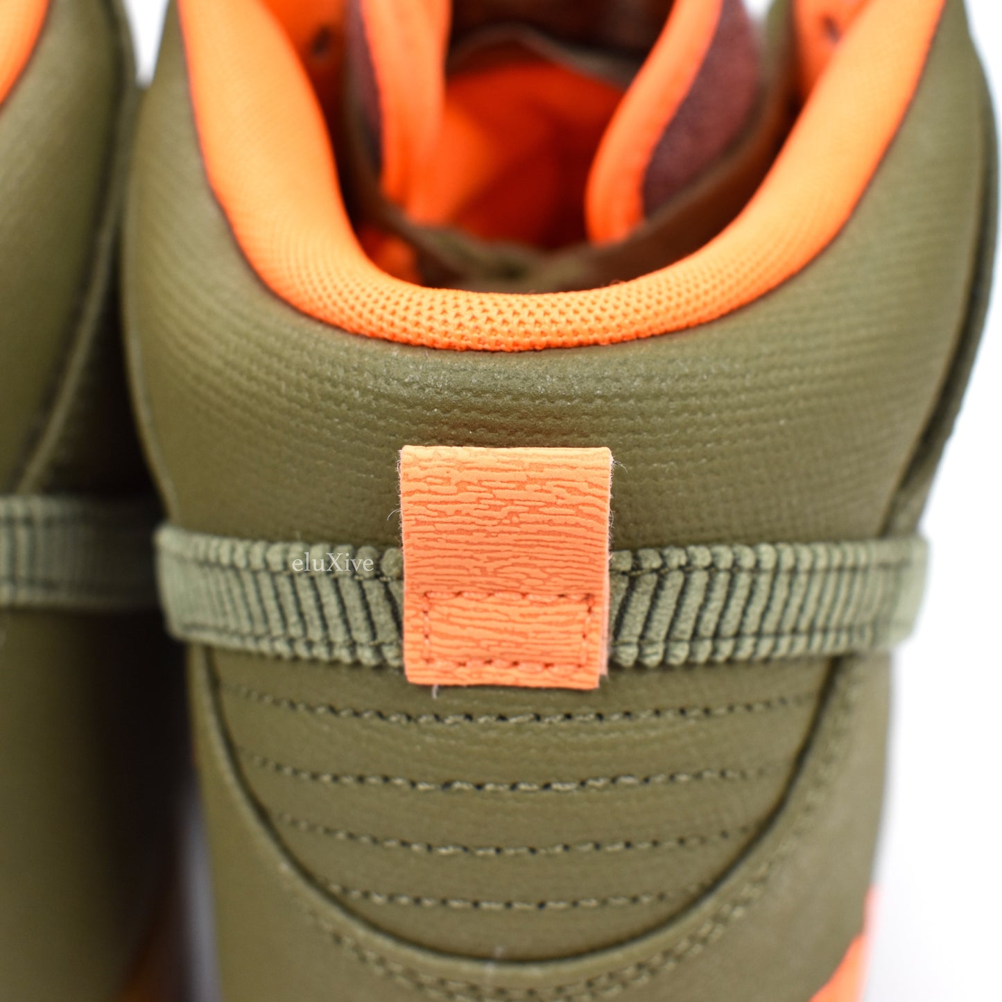 Nike - Dunk High CMFT PRM 'Swoosh Sporting Club' (Olive)