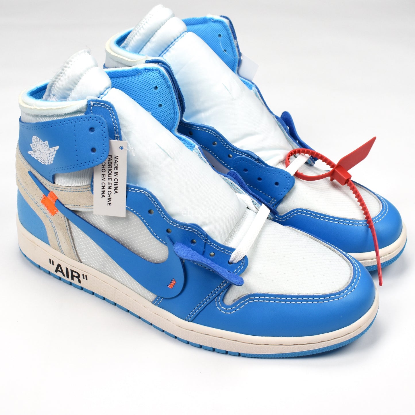 Nike x Off-White - Air Jordan 1 NRG 'UNC'