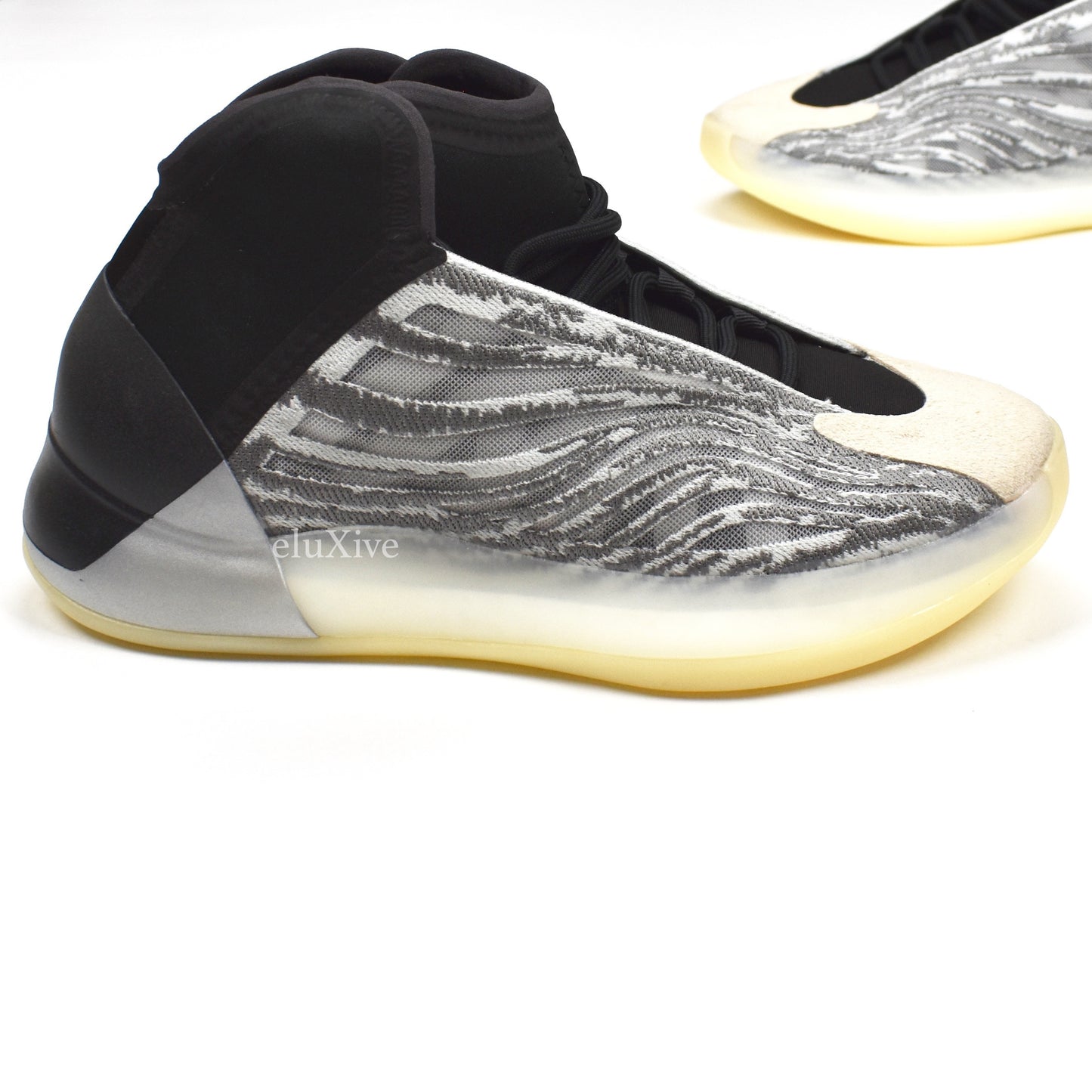 Adidas x Kanye West - Yeezy Boost QNTM