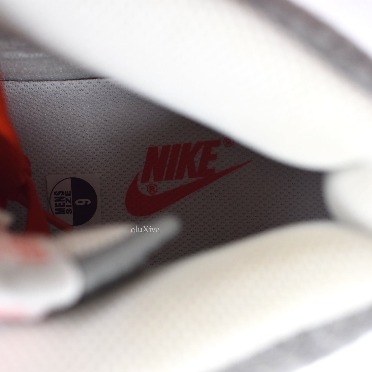 Nike - Dunk High Light Charcoal / Orange 'Un Pigeon'