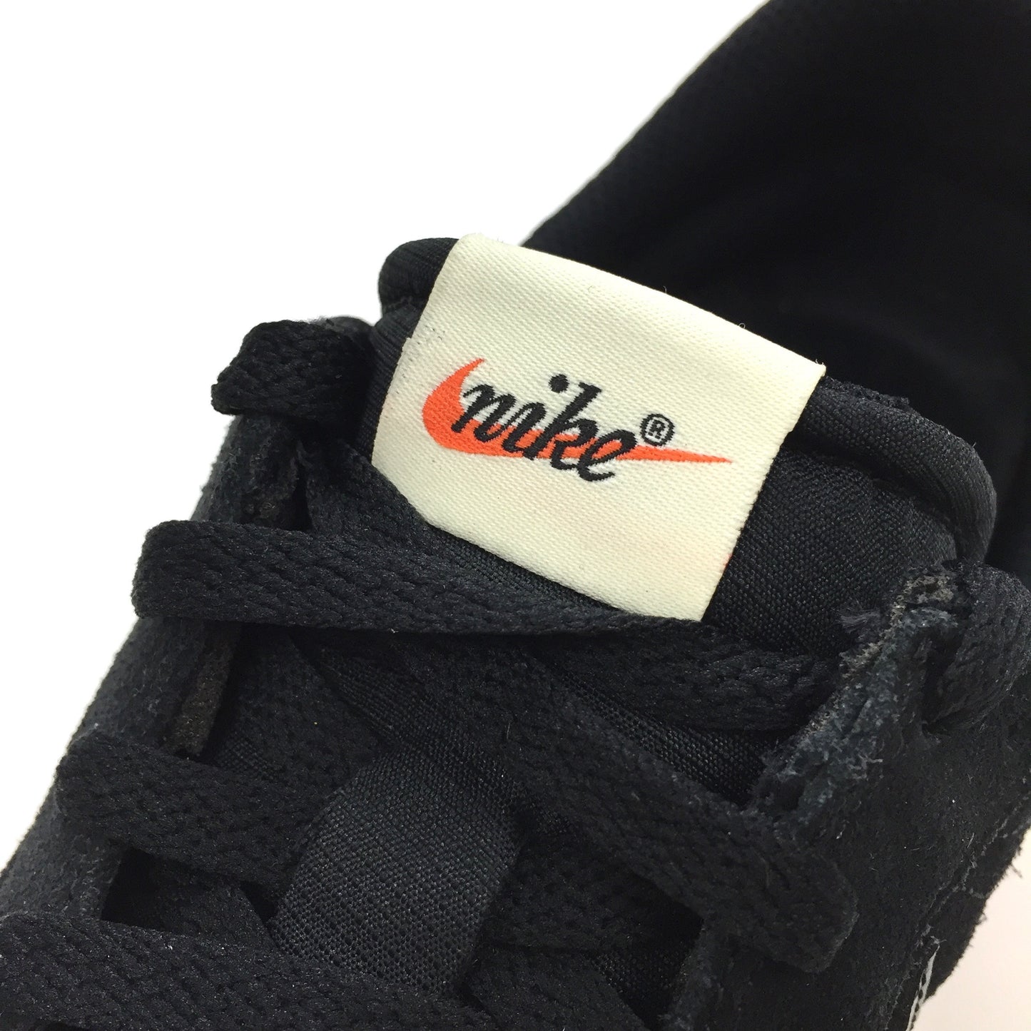 Comme des Garcons x THE MET - Nike Air Pegasus 83 CDG
