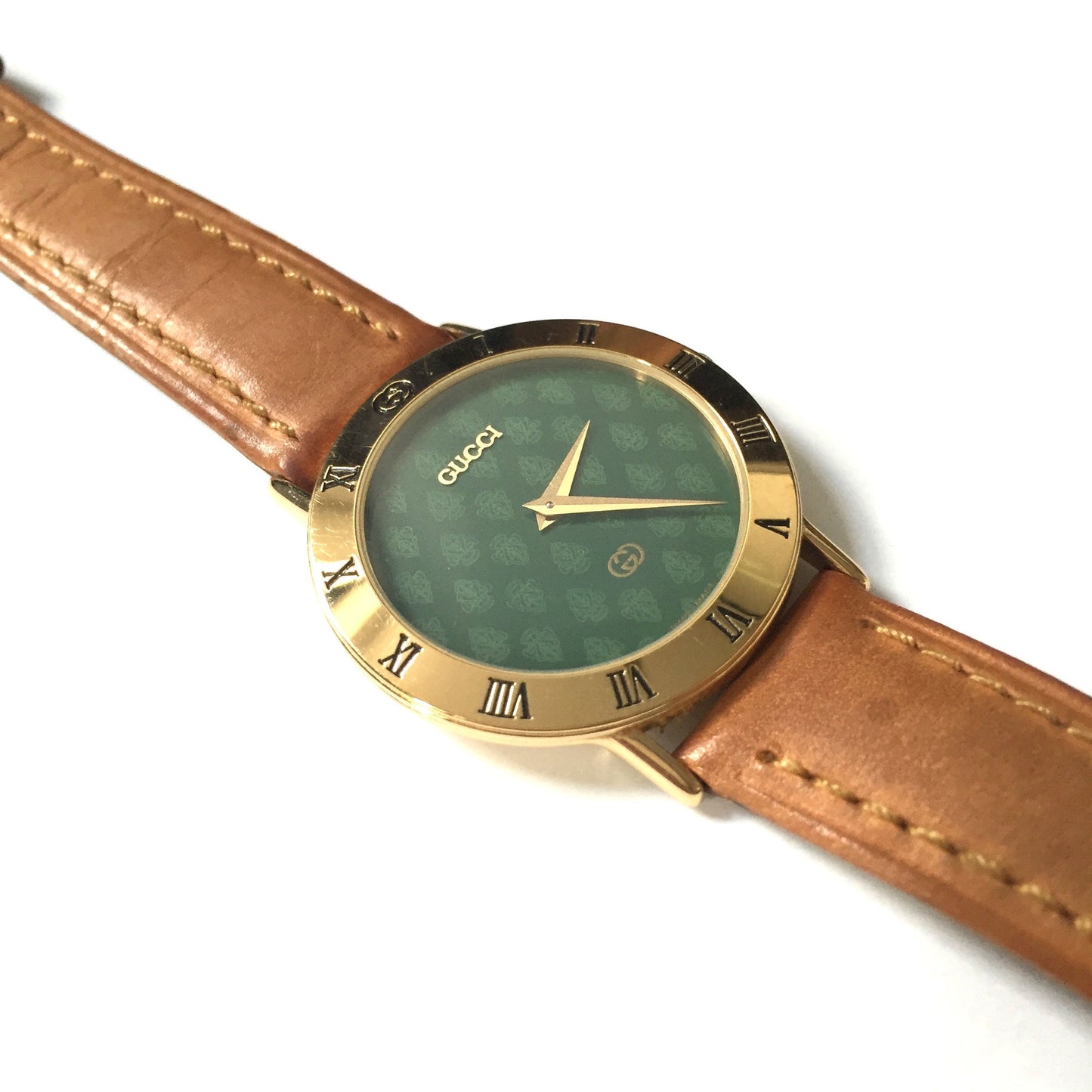 Gucci - Men's 3000M Crest Dial Watch