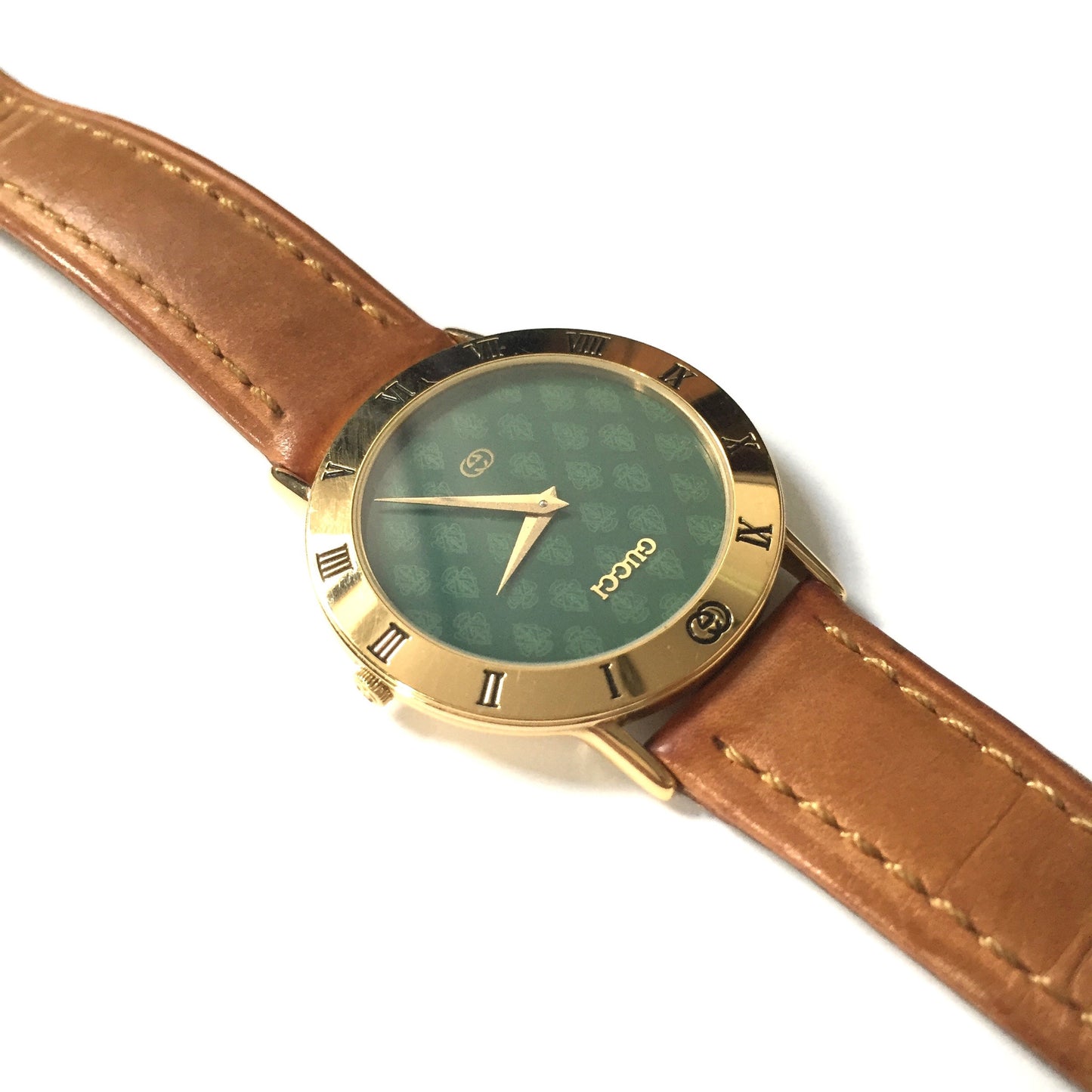 Gucci - Men's 3000M Crest Dial Watch
