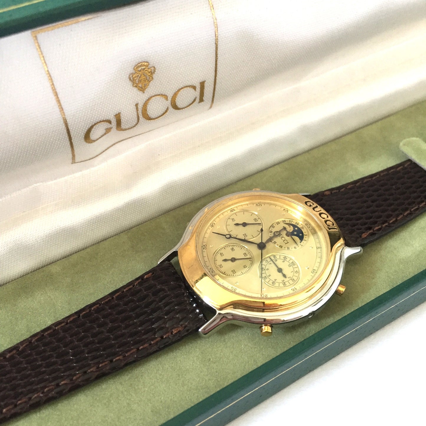 Gucci - 8300 Moon Phase Chronograph Watch
