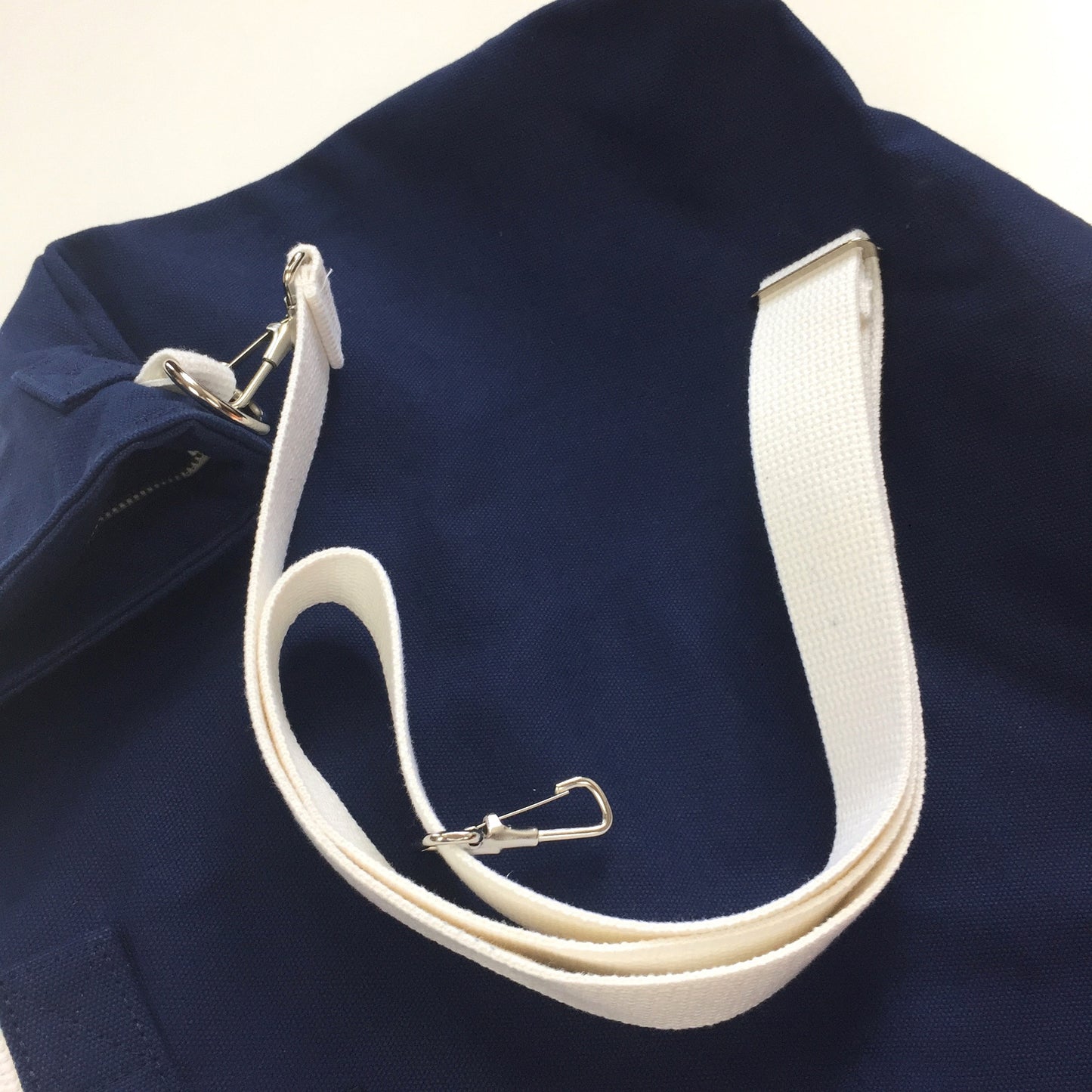 Noah - Navy Canvas Holdall Bag