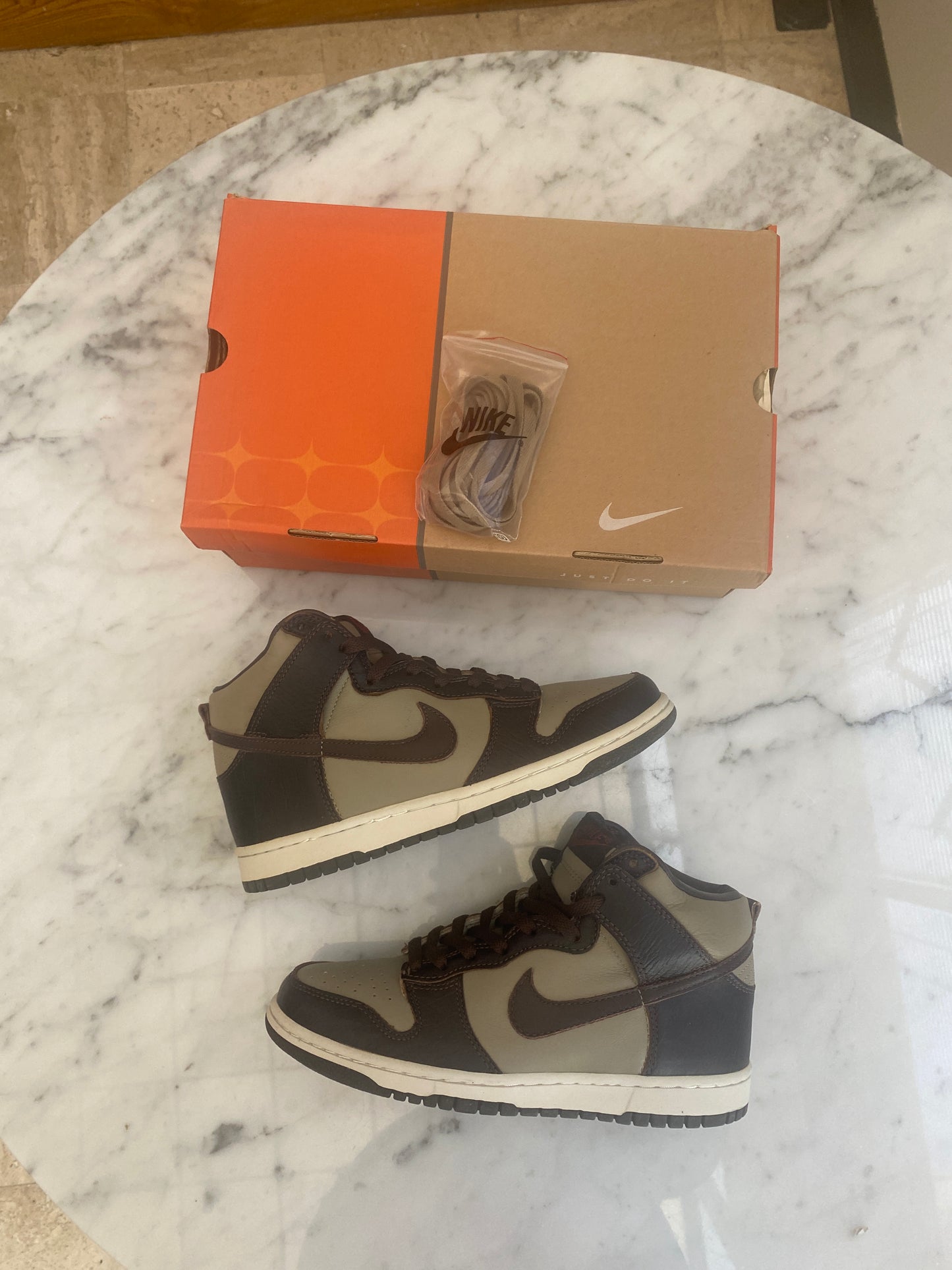 Nike - 2003 Dunk High Premium (Baroque Brown/Khaki)