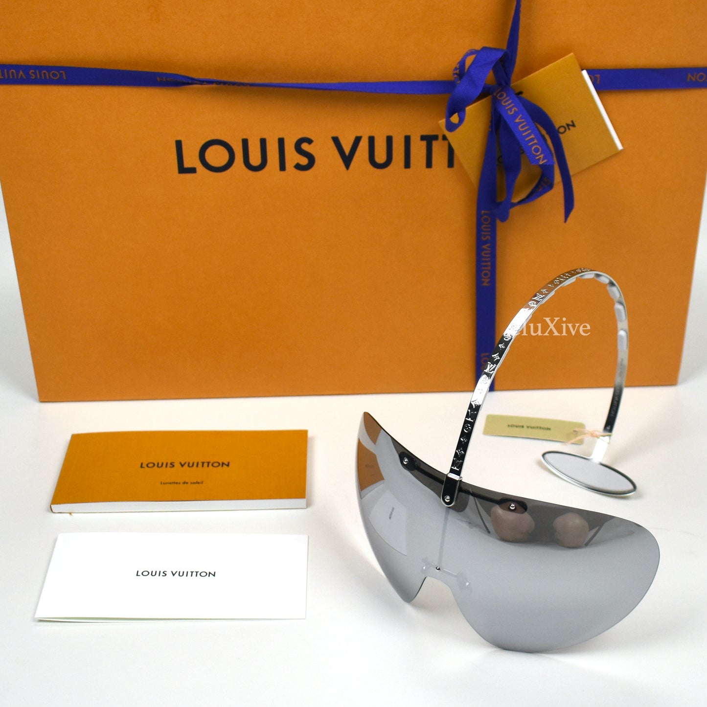 Louis Vuitton - Fiction Mask Sunglasses