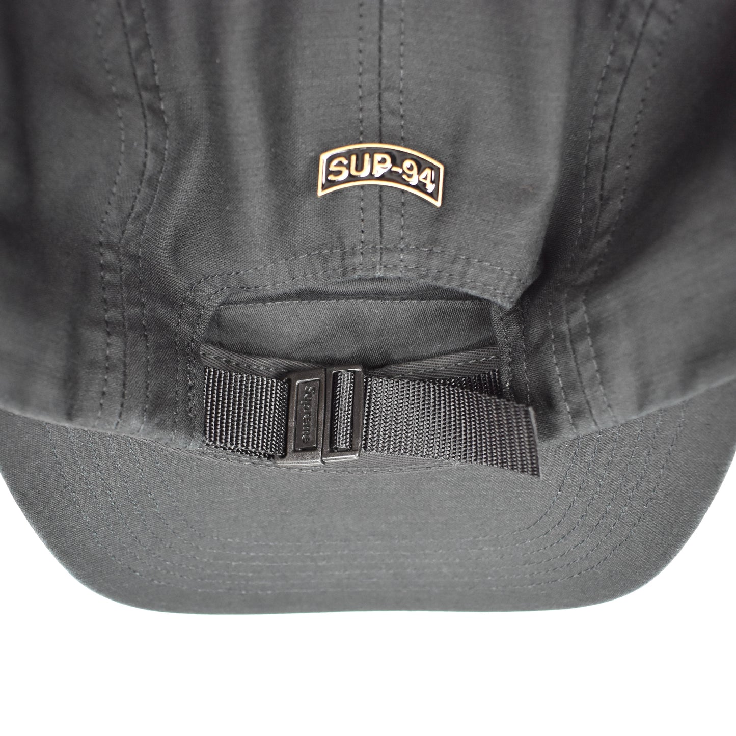 Supreme - Mlitary Box Logo Hat w/ Pin (Black)