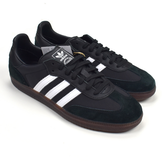 Adidas x Dover Street Market - Samba DSM Sneakers (Black)