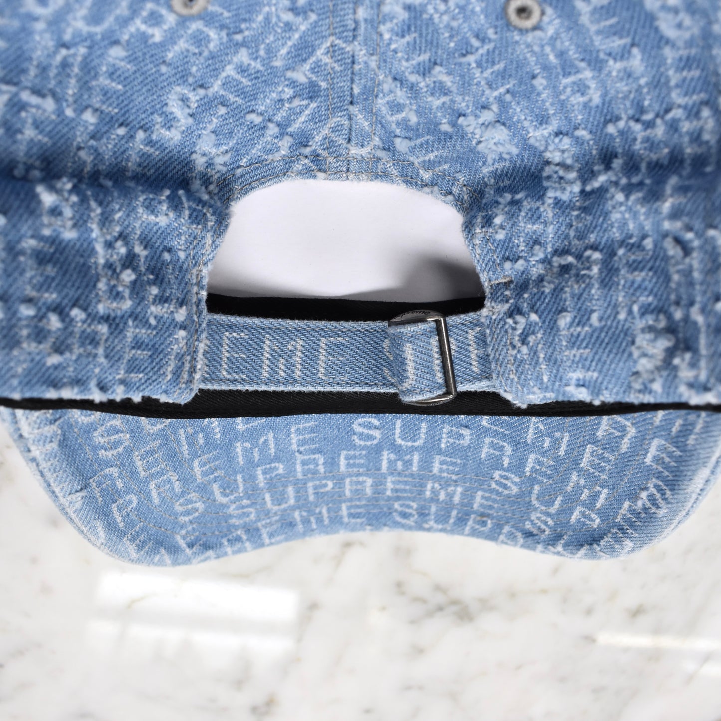 Supreme - Needle Punch Denim Logo 6-Panel Hat (Blue)