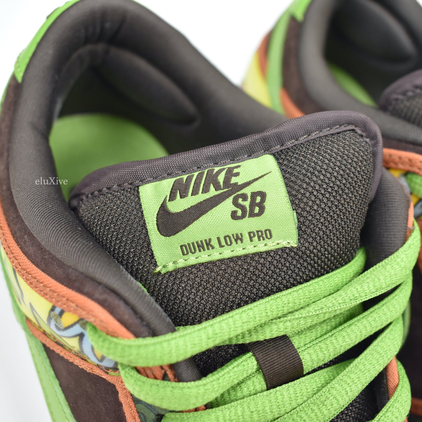 Nike - Dunk Low Premium SB QS 'De La Soul'