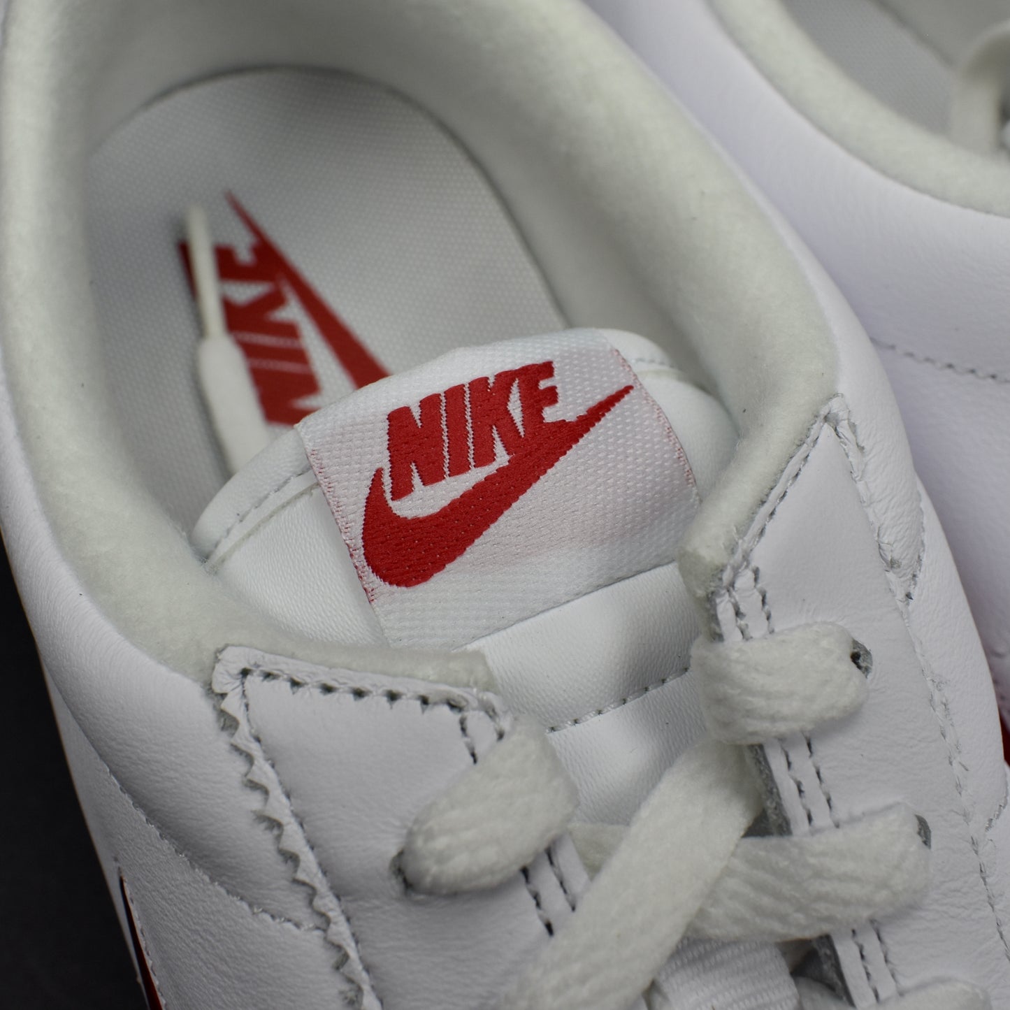 Nike - Cortez Basic Jewel QS TZ (White/Red)