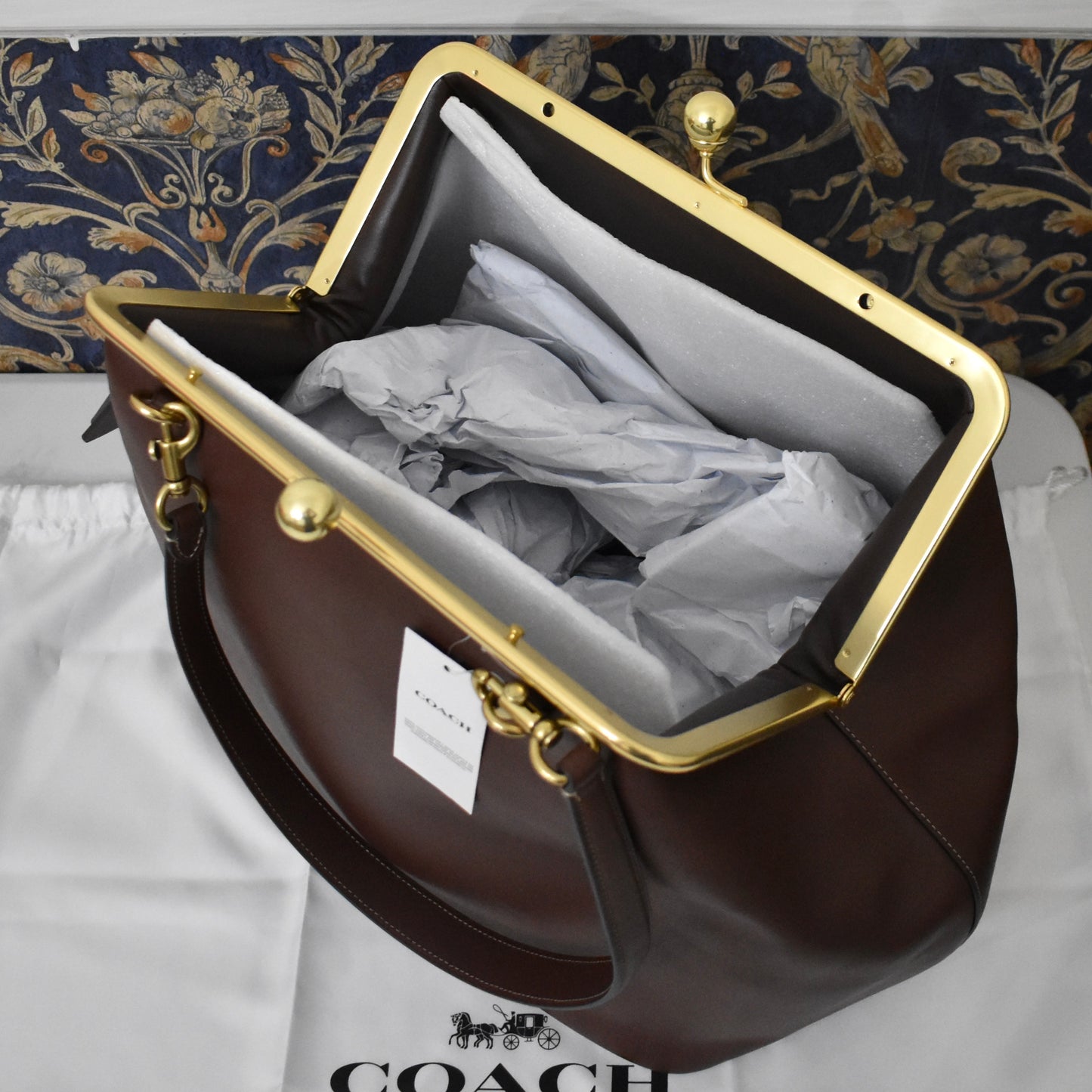 Coach - Large Kisslock Frame Bag (Dark Brown)