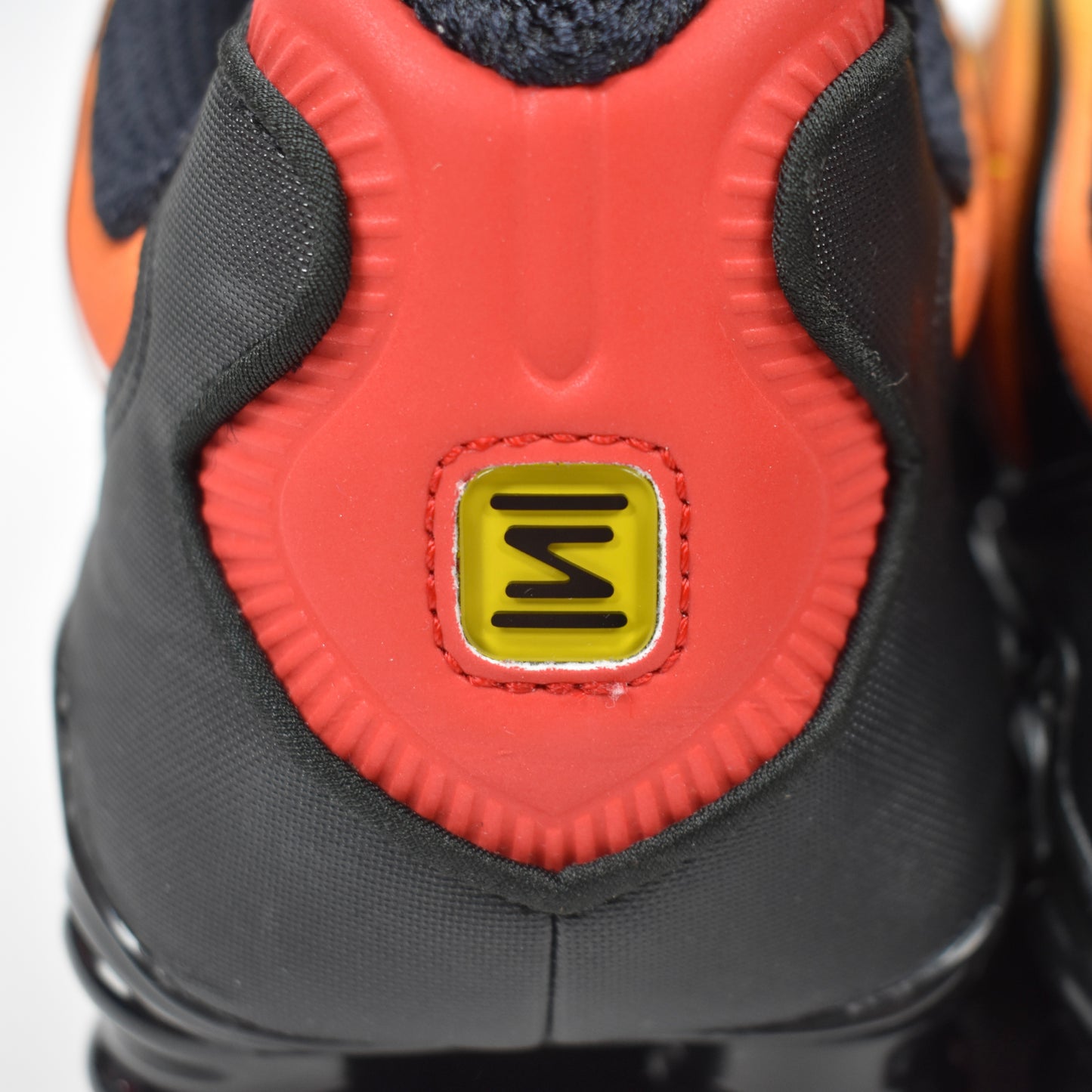 Nike - Shox TL 'Sunrise' Fade (Black/Amarillo)