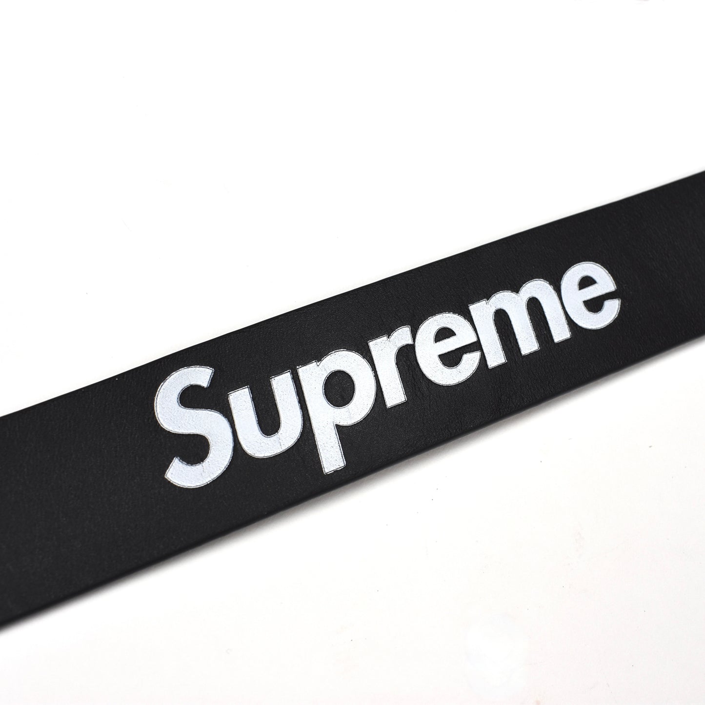 Supreme - Black Leather Repeat Logo Belt (FW25)