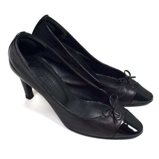 Chanel - Black Calf Leather CC Logo Cap Toe Heels