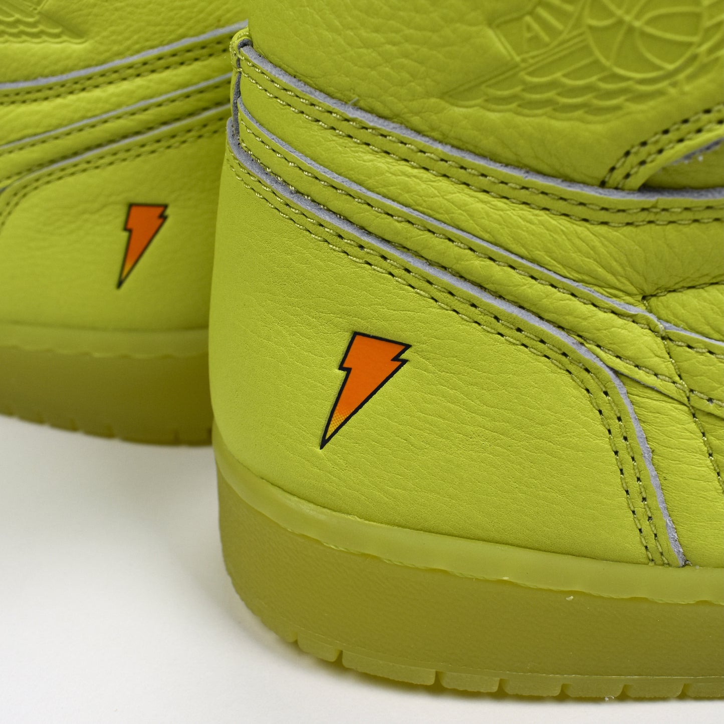 Nike - Air Jordan 1 Retro Hi OG Gatorade 'Lemon Lime'