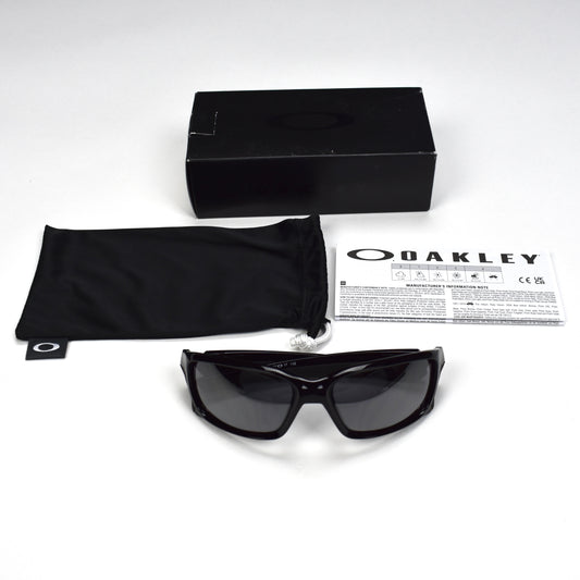 Oakley - Straightlink Sunglasses (Black/Black Iridium)