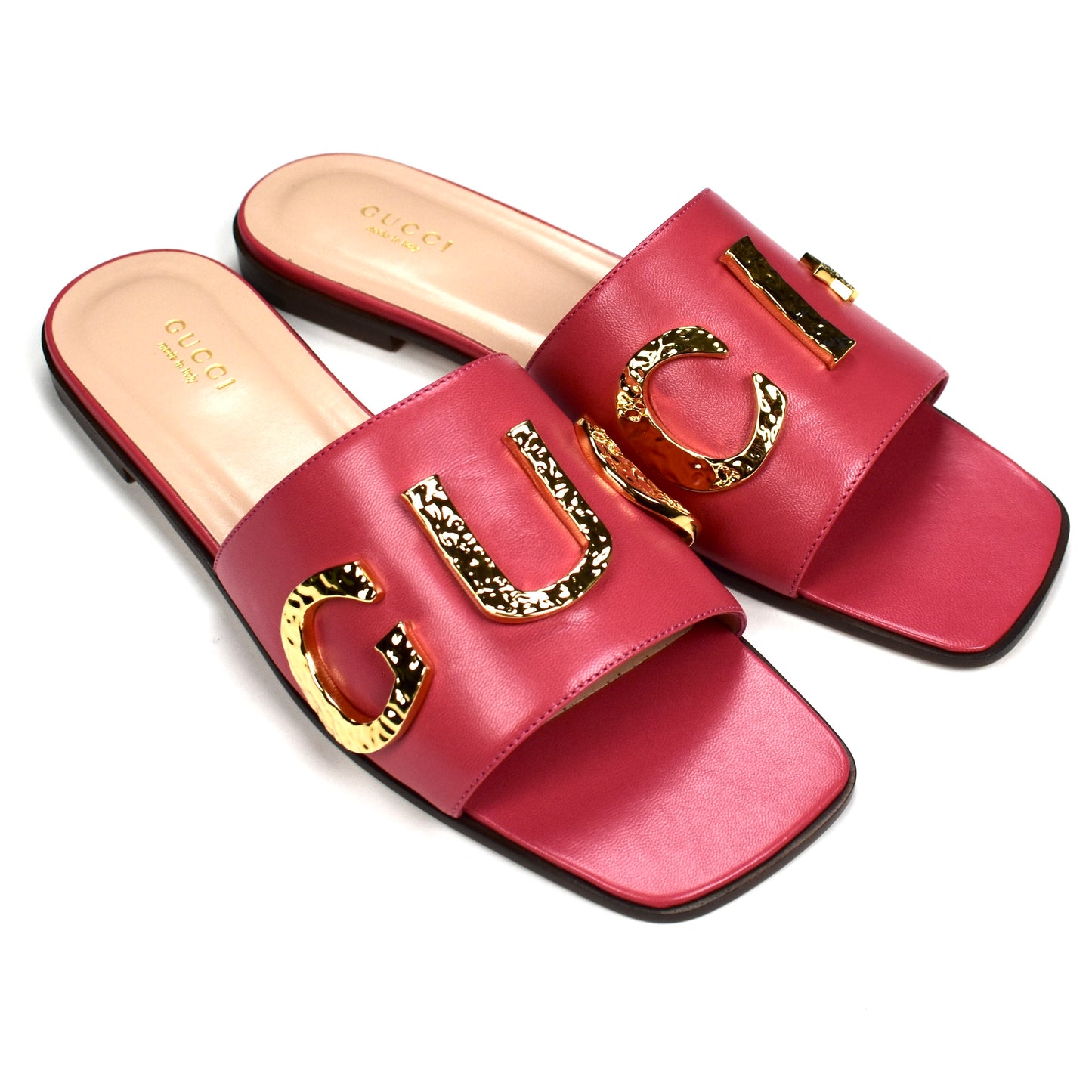 Gucci - Gold Logo Cara Slides (Runway Coral)