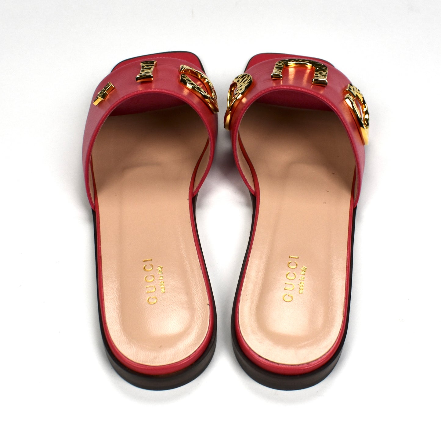 Gucci - Gold Logo Cara Slides (Runway Coral)