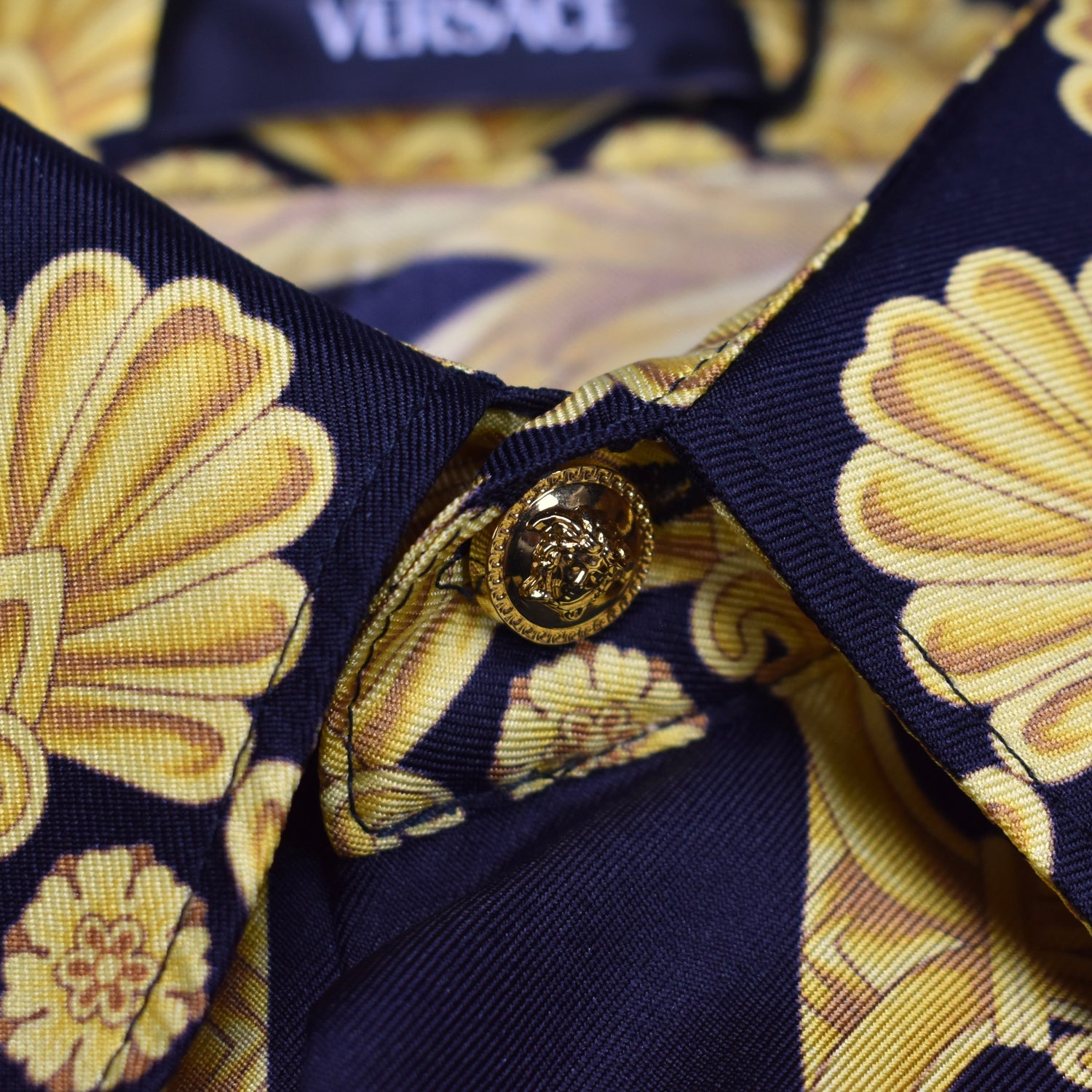 versace black and gold dress shirt Printed Silk Twill Regular Shirt Black,Gold