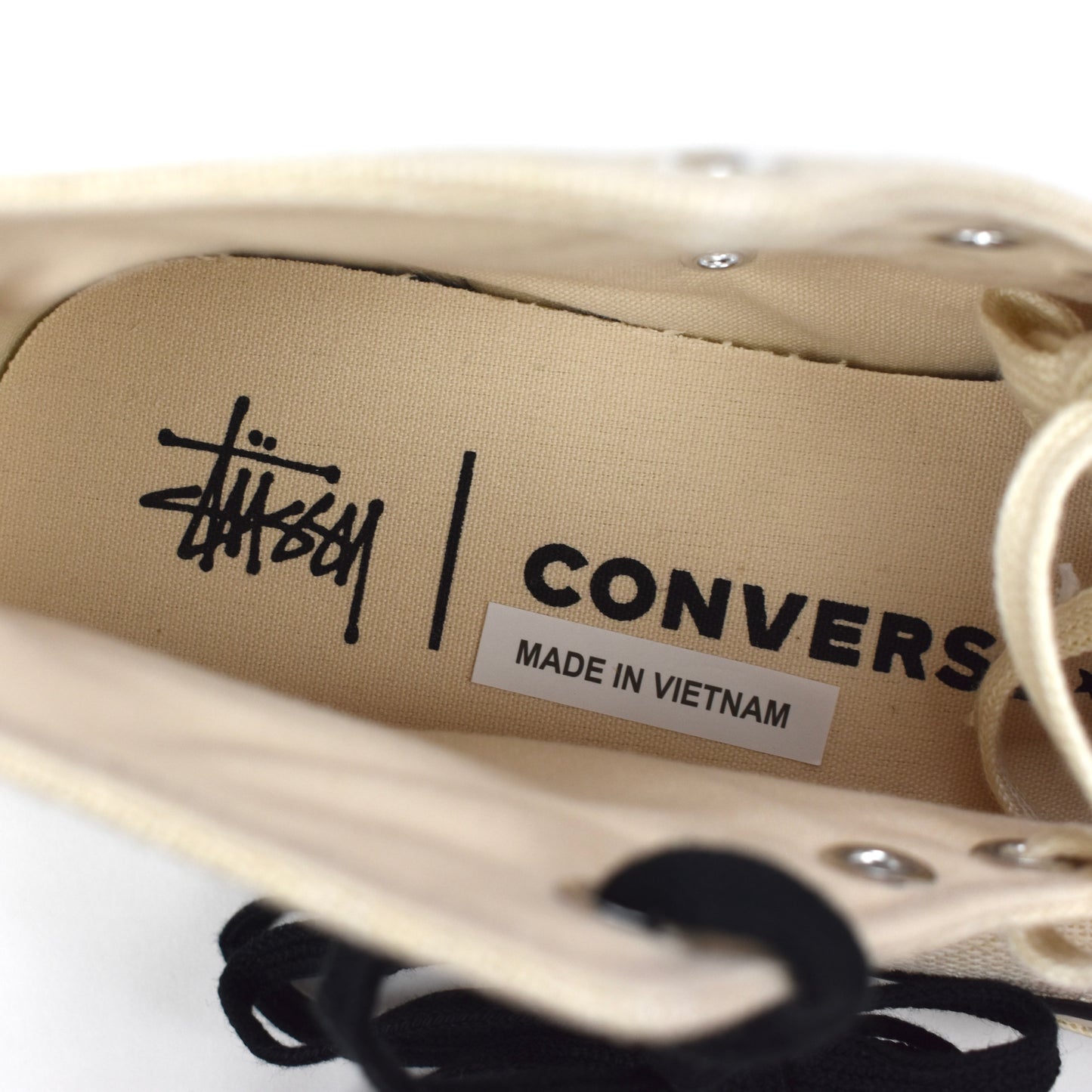 Converse x Stussy - Chuck 70 Hi Sneakers (Fossil/Pearl)