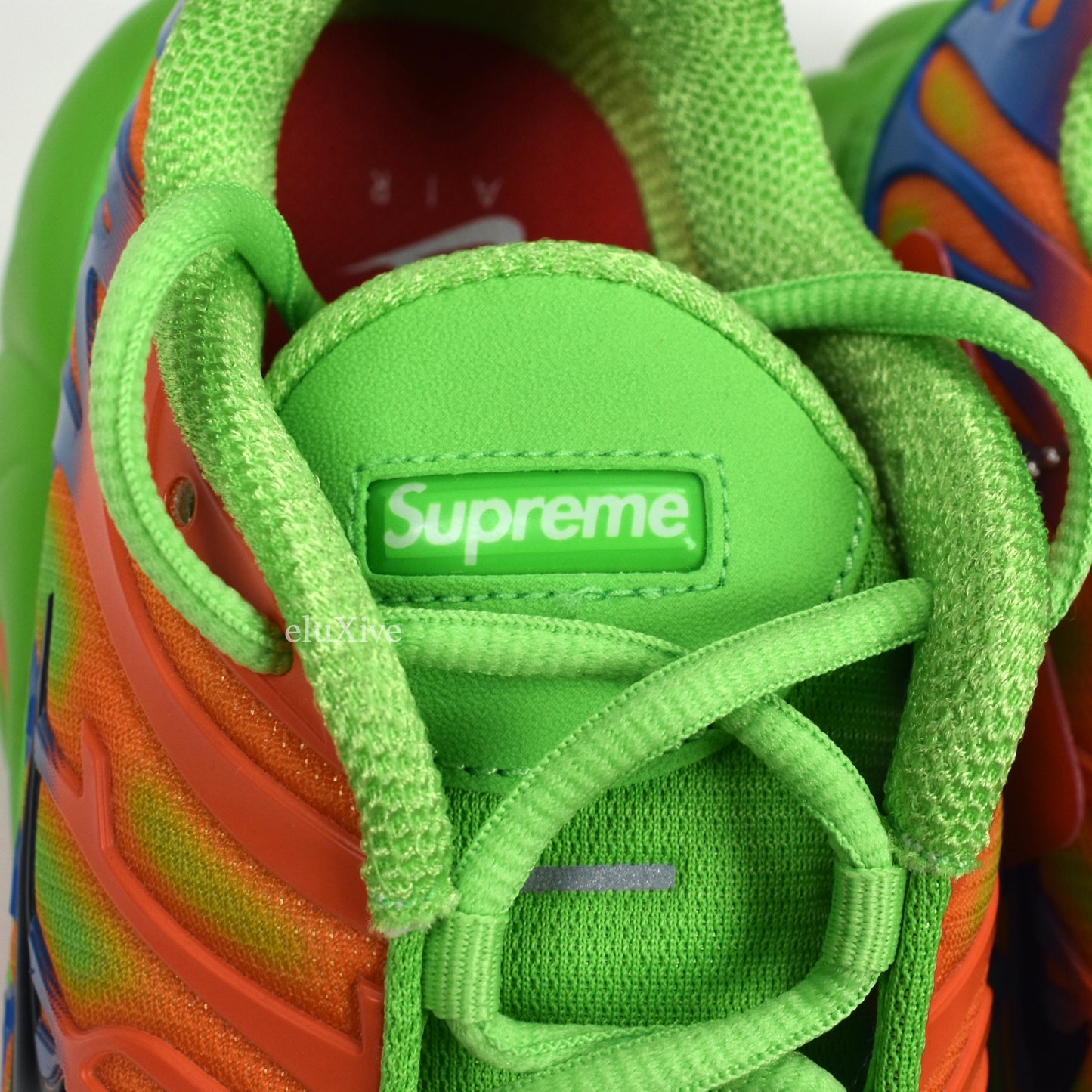 Supreme x Nike - Air Max Plus TN 'Mean Green'