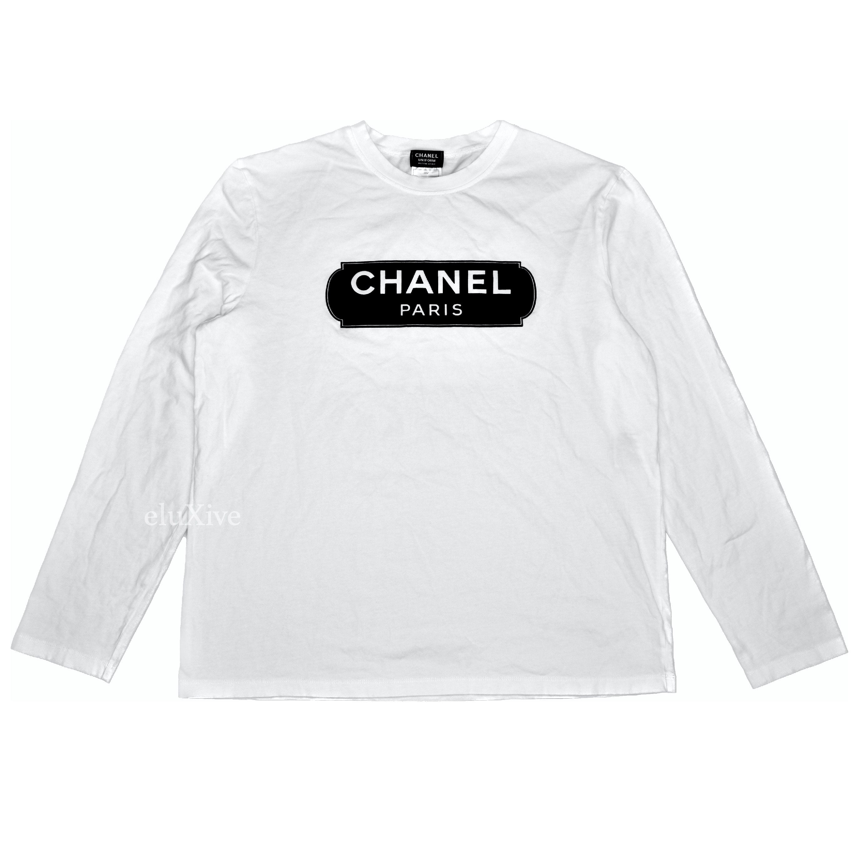 Chanel 2023 Backless Short Sleeve Logo T-Shirt – Vintage by Misty