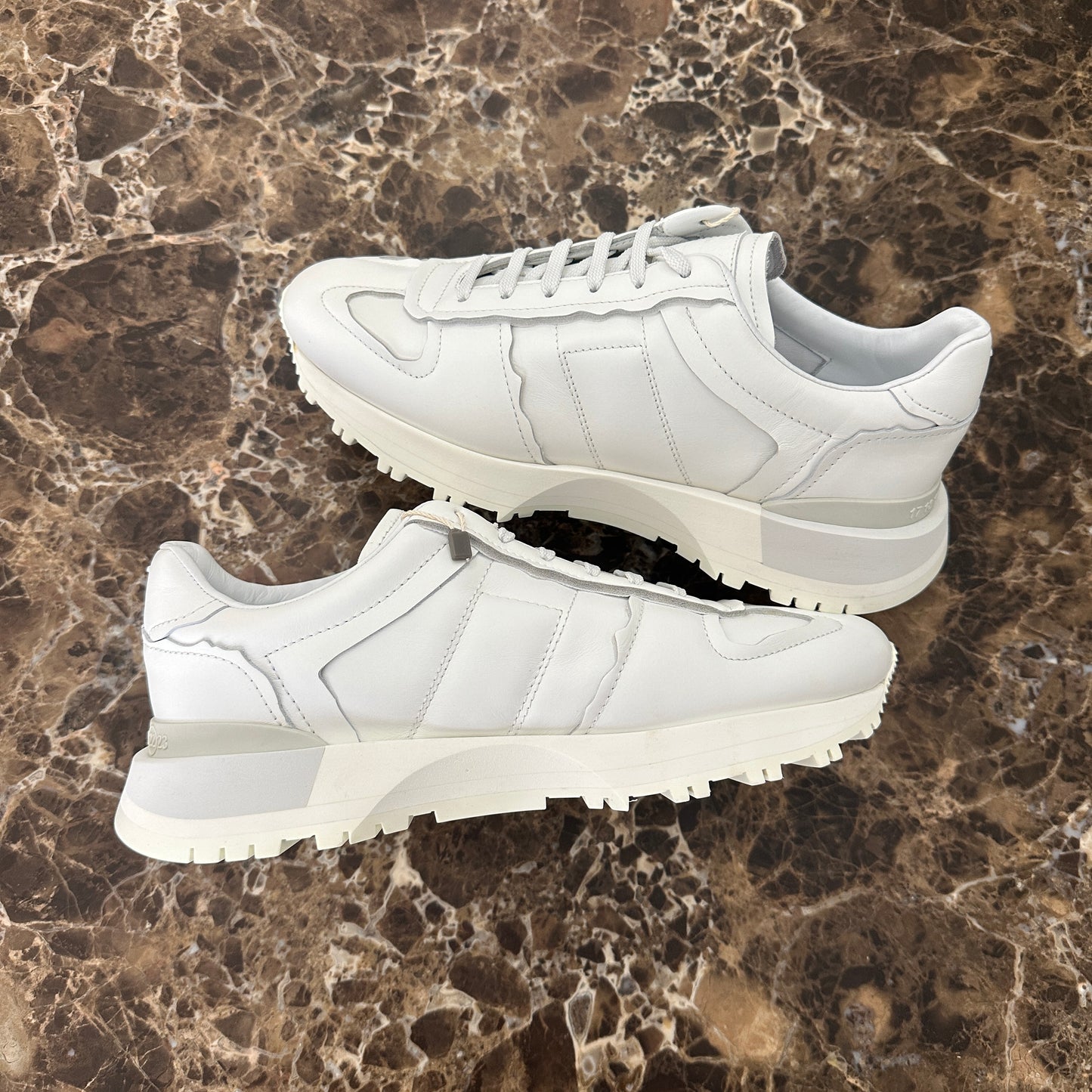 Maison Margiela - White Leather Evolution Runner Sneakers