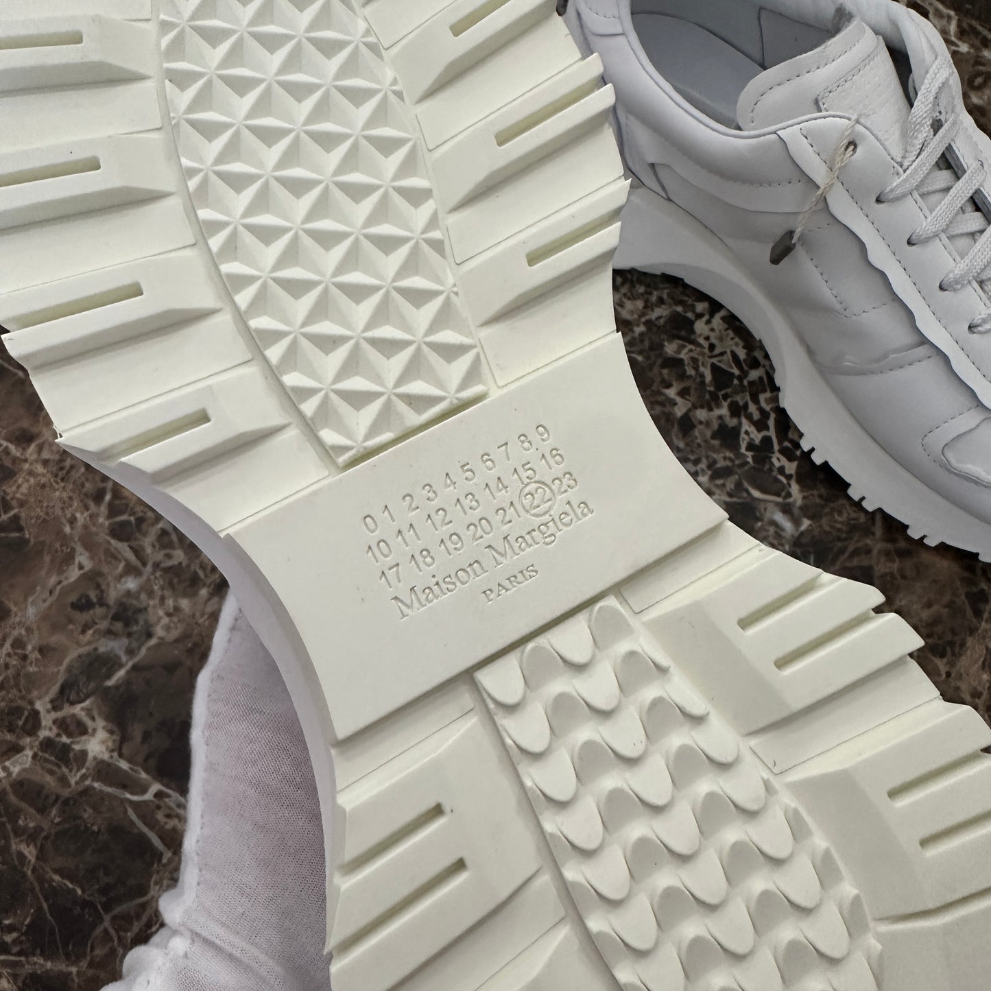 Maison Margiela - White Leather Evolution Runner Sneakers