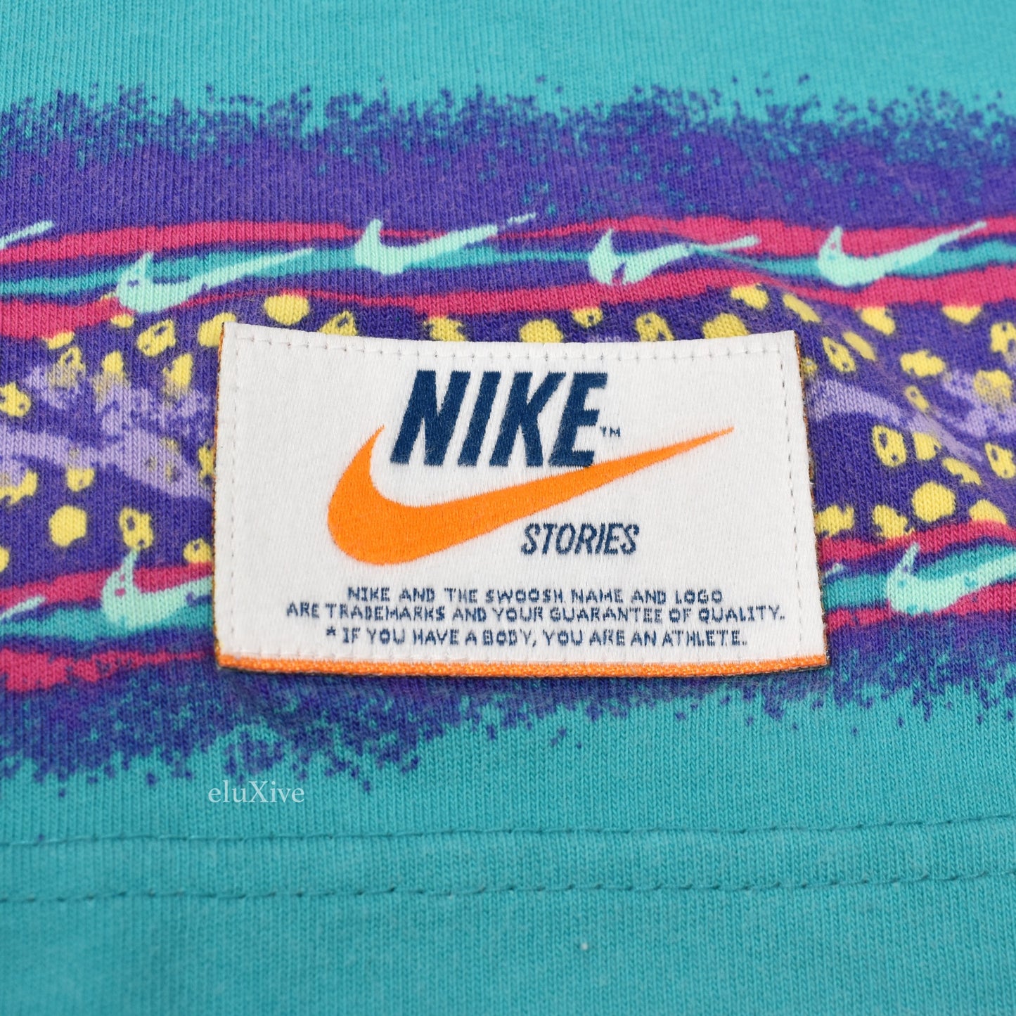 Nike - Stories Retro 90s 'Dixie Cup' Print T-Shirt